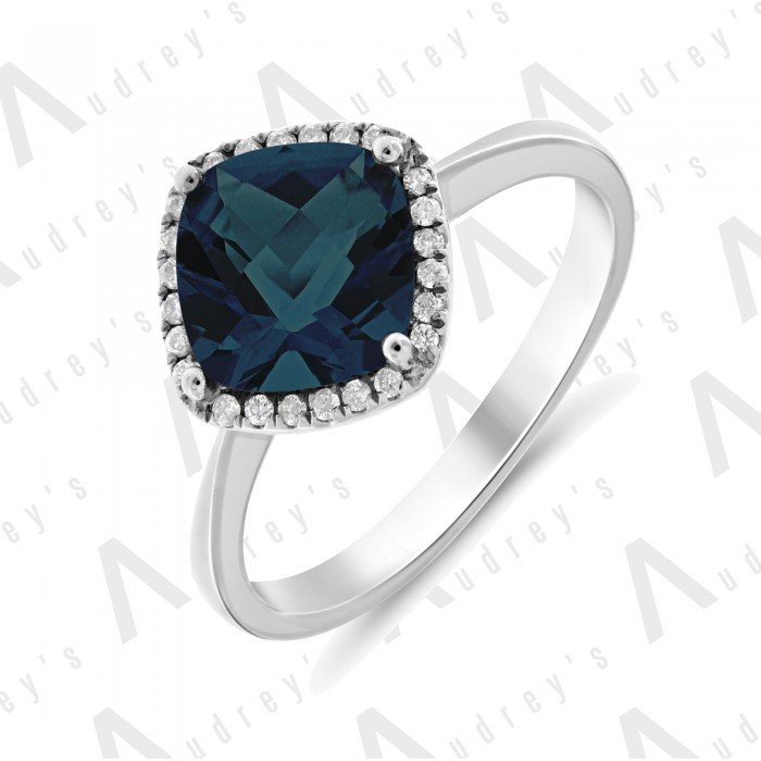 9K WHITE GOLD LONDON BLUE TOPAZ RING