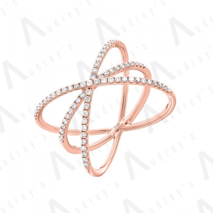 18 KARAT DIAMOND RING