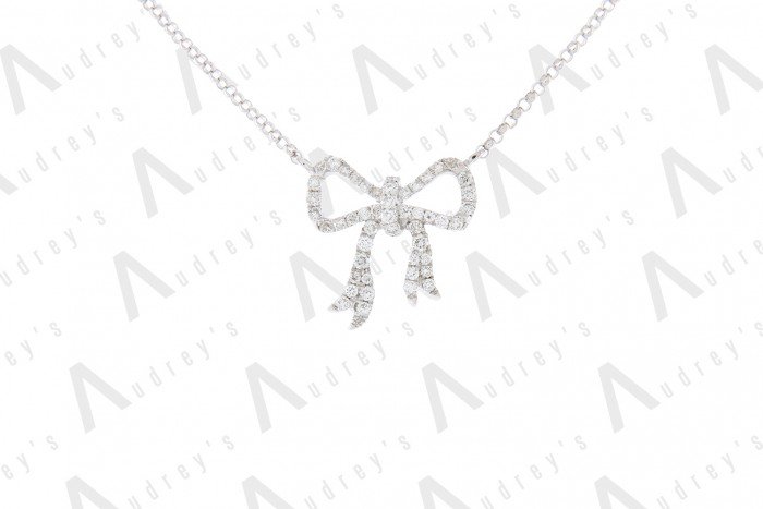 18K WHITE GOLD DIAMOND NECKLACE