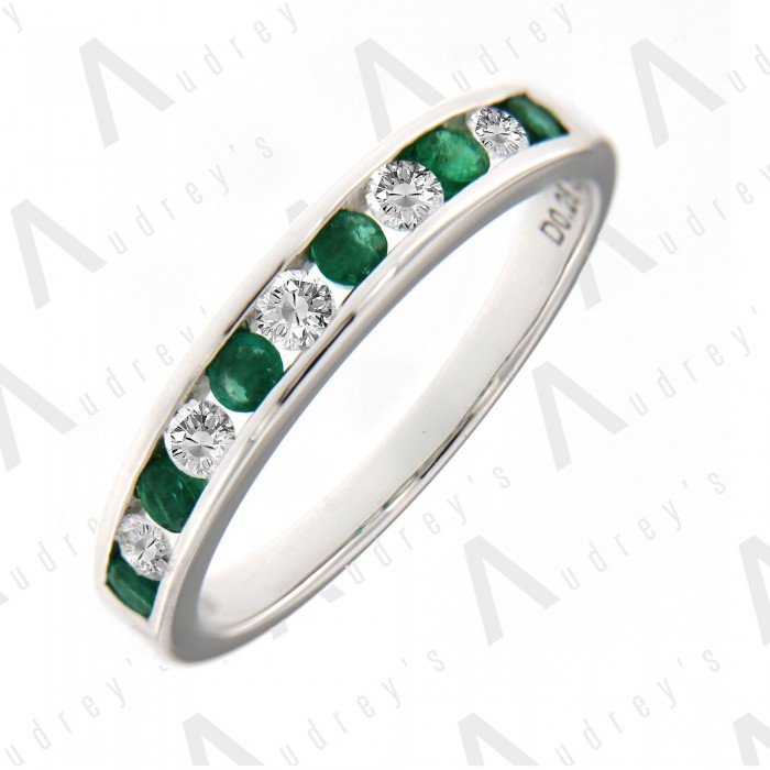 18K WHITE GOLD BAND
