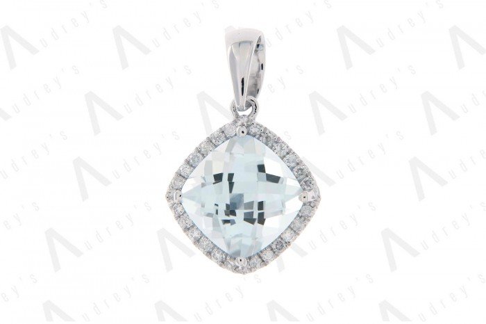 9K WHITE GOLD BLUE TOPAZ NECKLACE