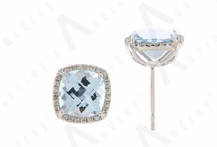 9K WHITE GOLD BLUE TOPAZ EARRING