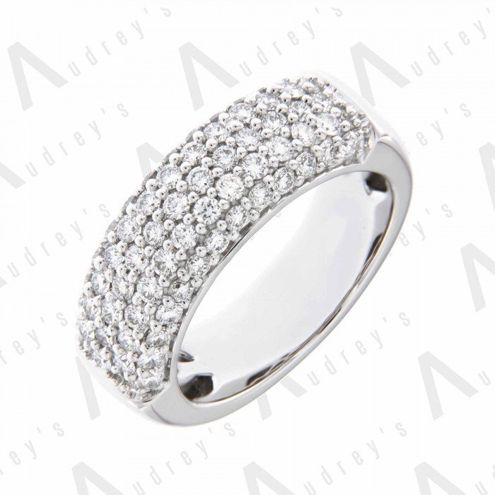 18 KARAT DIAMOND RING