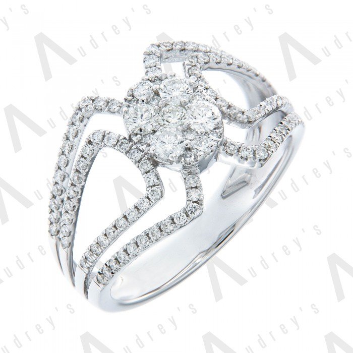 18 KARAT DIAMOND RING
