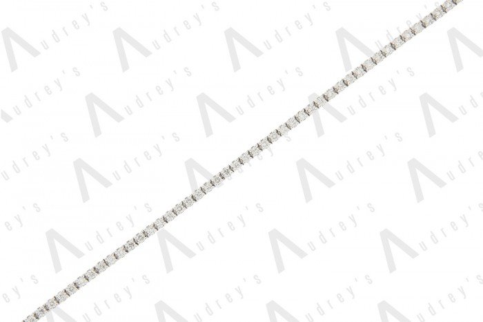 18 KARAT DIAMOND BRACELET