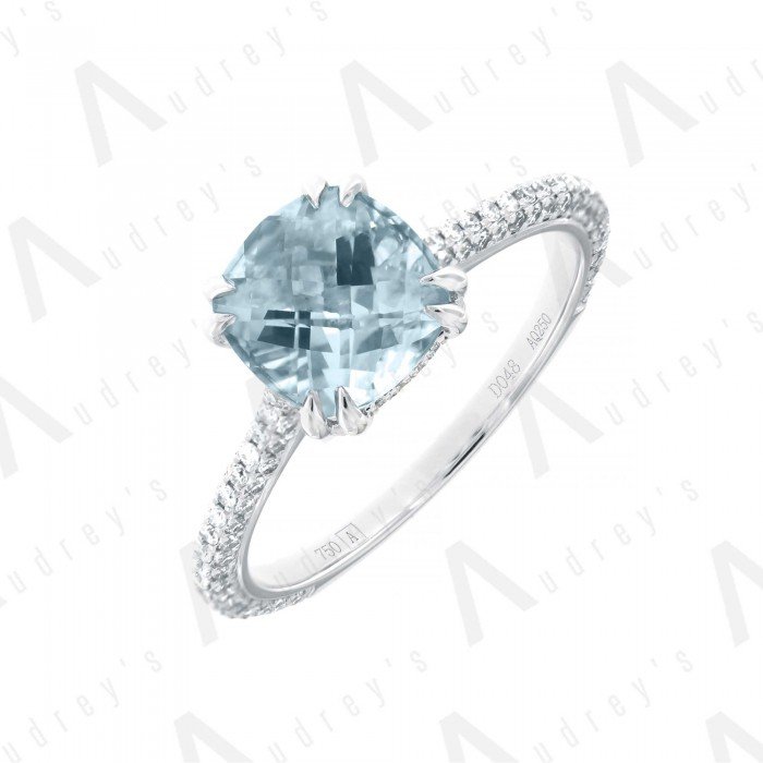 18 KARAT DIAMOND AND GEMSTONE RING