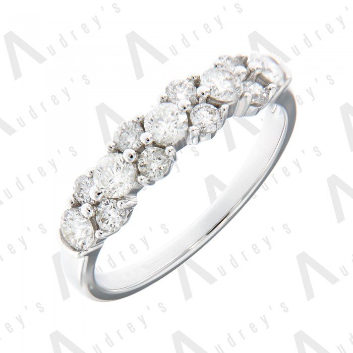 18 KARAT DIAMOND RING