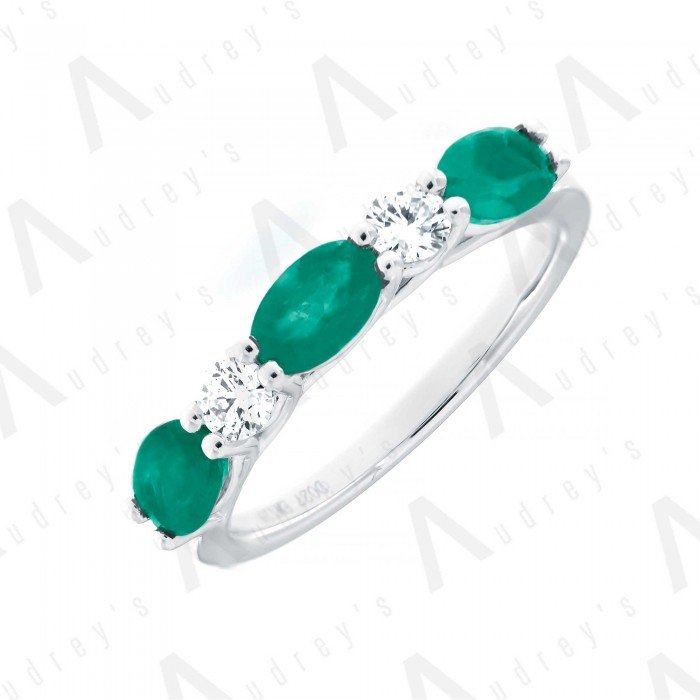 18 KARAT DIAMOND AND GEMSTONE RING