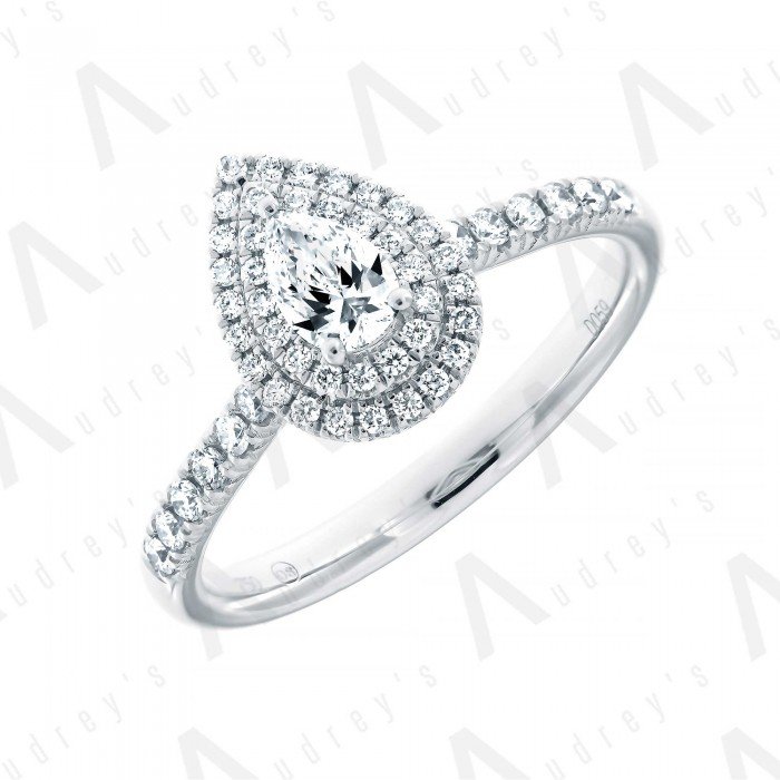 18 KARAT DIAMOND RING