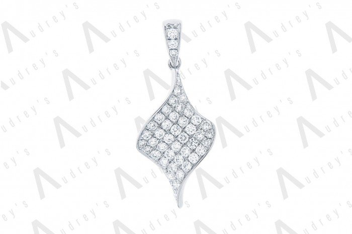 18K WHITE GOLD DIAMOND PENDANT