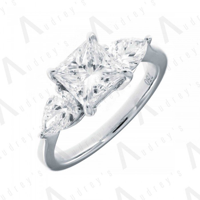 18K VIVA DIAMOND RING