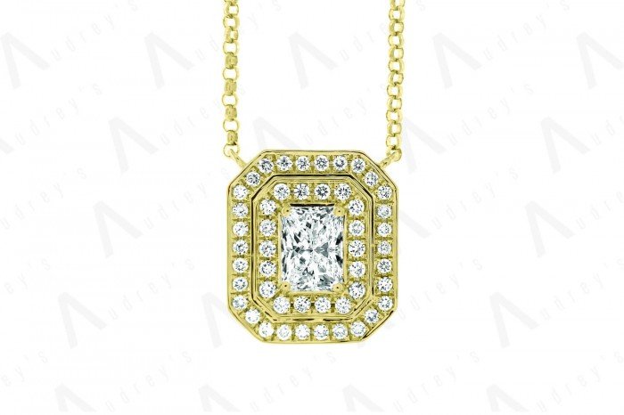 18 KARAT DIAMOND RING