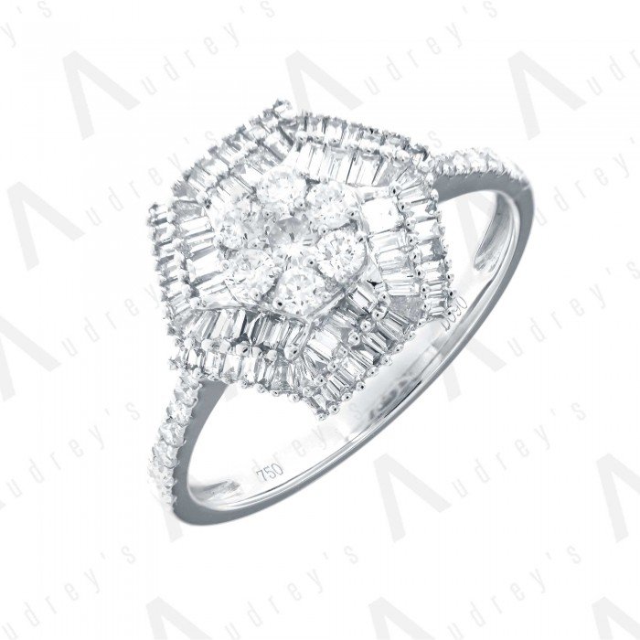 18 KARAT DIAMOND RING