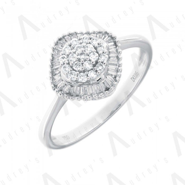 18 KARAT DIAMOND RING