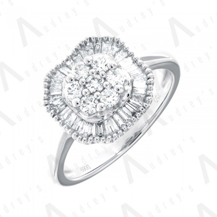 18 KARAT DIAMOND RING