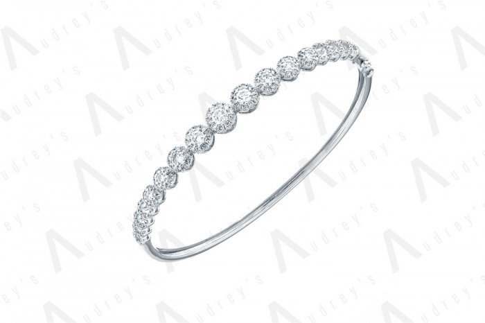 18 KARAT DIAMOND BANGLE