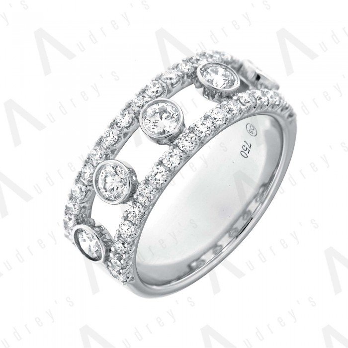 18 KARAT DIAMOND RING