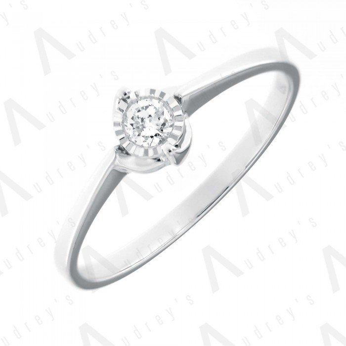 18 KARAT DIAMOND RING