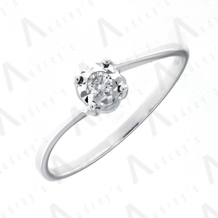 18 KARAT DIAMOND RING