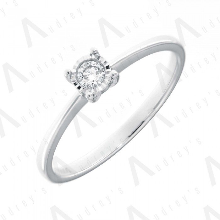 18 KARAT DIAMOND RING