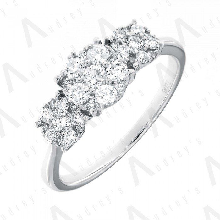 18 KARAT DIAMOND RING