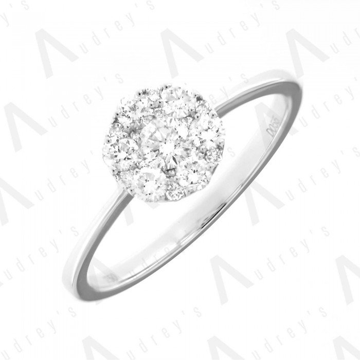 18 KARAT DIAMOND RING