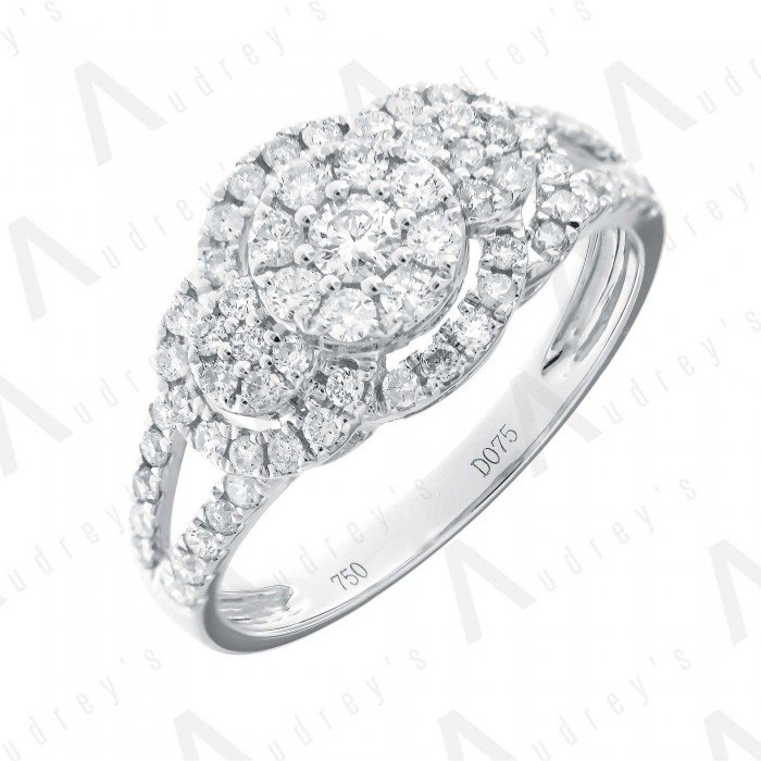 18 KARAT DIAMOND RING