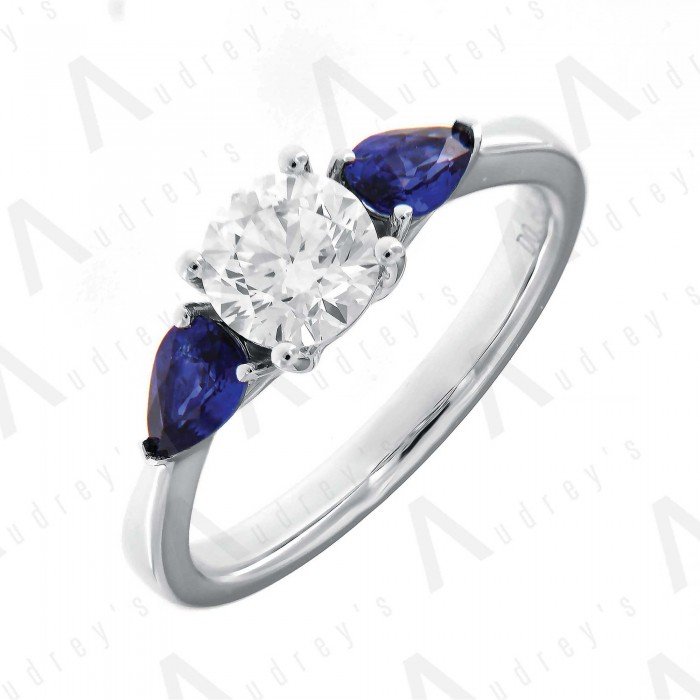 18K DESIRE DIAMOND RING