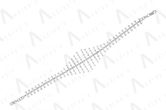 18 KARAT DIAMOND BRACELET