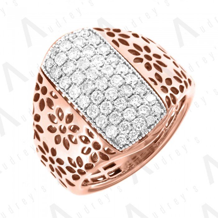18 KARAT DIAMOND RING