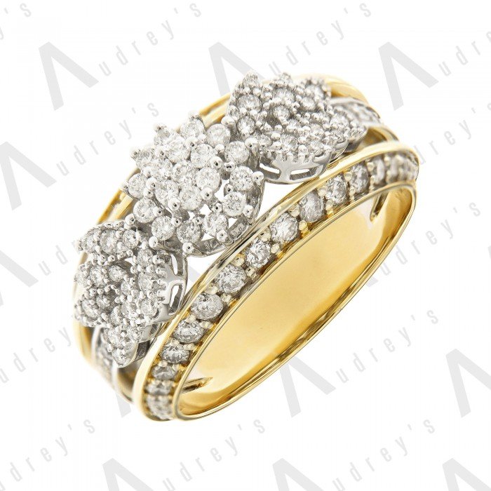 18 KARAT DIAMOND RING