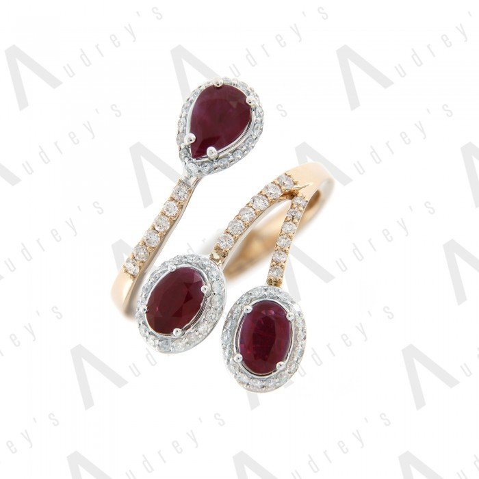 18 KARAT DIAMOND AND GEMSTONE RING