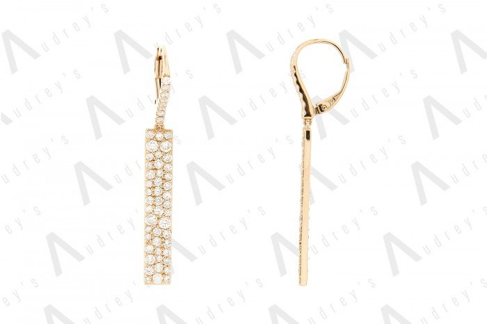 18 KARAT DIAMOND EARRING