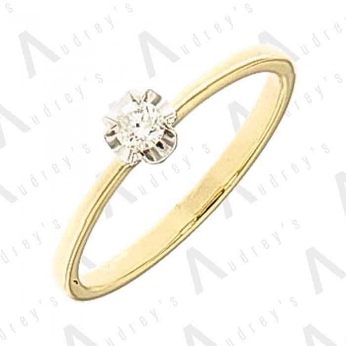 18 KARAT DIAMOND RING
