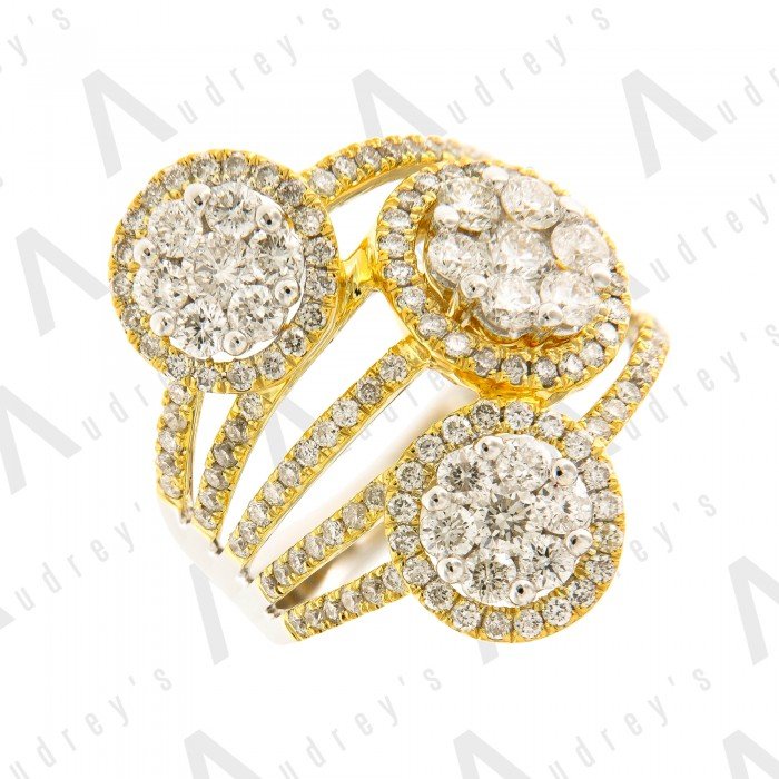 18K WHITE GOLD DIAMOND RING