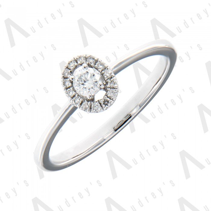 18 KARAT DIAMOND RING
