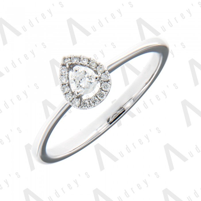 18 KARAT DIAMOND RING