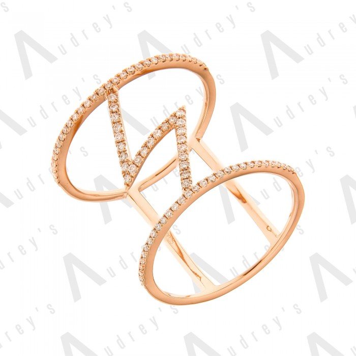 18 KARAT DIAMOND RING