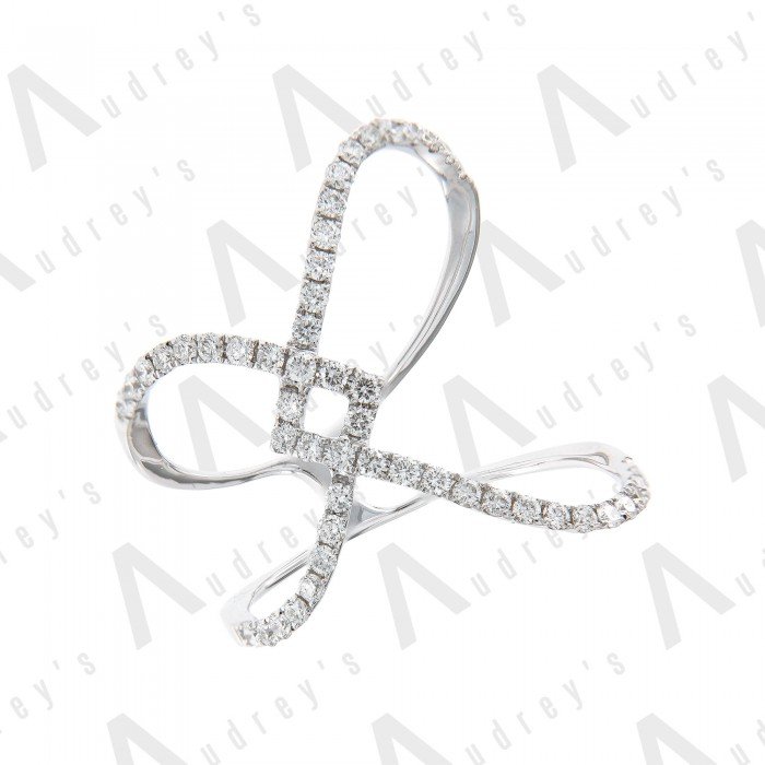 18 KARAT DIAMOND RING