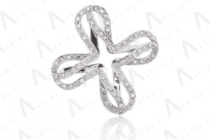 18K WHITE GOLD DIAMOND PENDANT