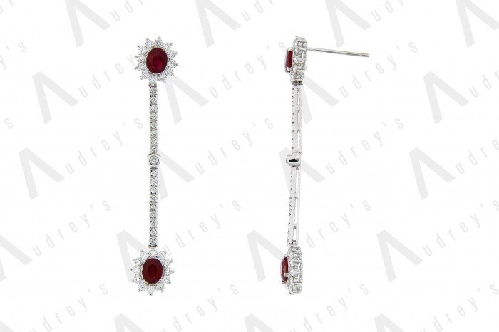 18 KARAT DIAMOND AND GEMSTONE EARRING