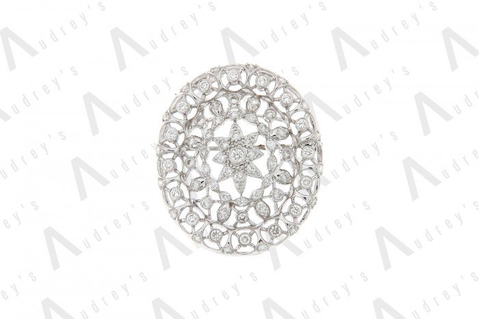 18 KARAT DIAMOND PENDANT
