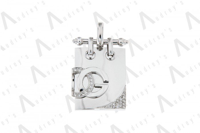18 KARAT DIAMOND PENDANT