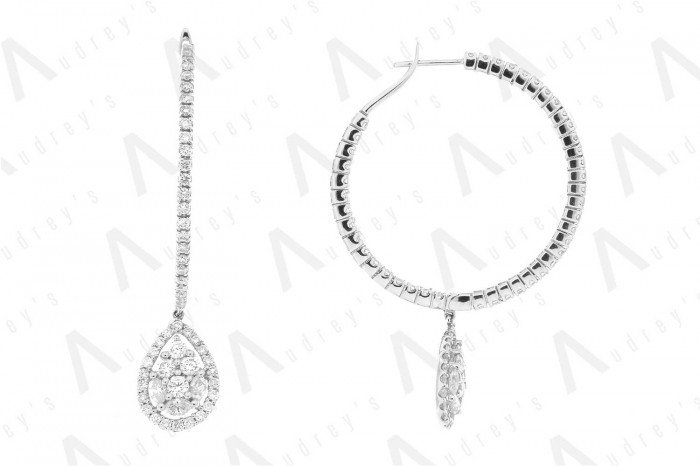 18 KARAT DIAMOND EARRING