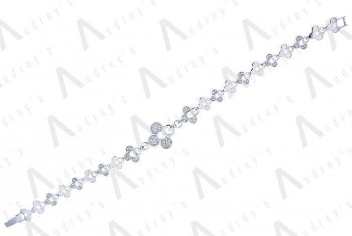18 KARAT DIAMOND BRACELET