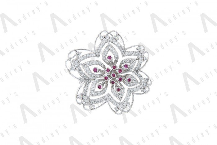 18 KARAT DIAMOND PENDANT