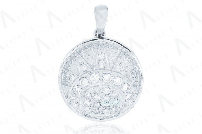 18 KARAT DIAMOND PENDANT