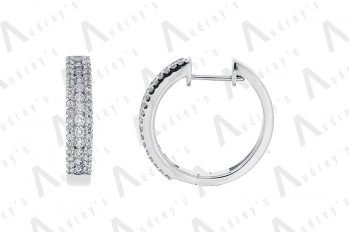 18 KARAT DIAMOND EARRING