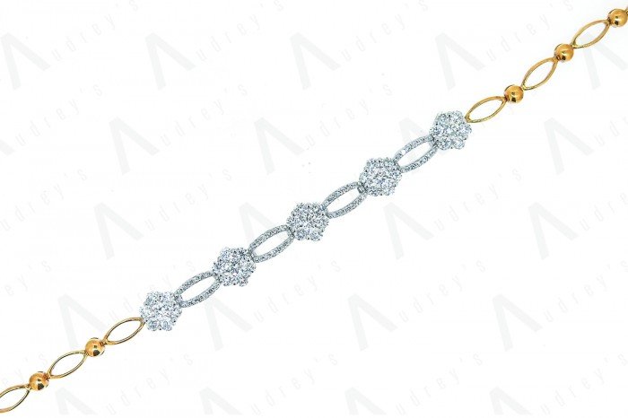 18 KARAT DIAMOND BRACELET