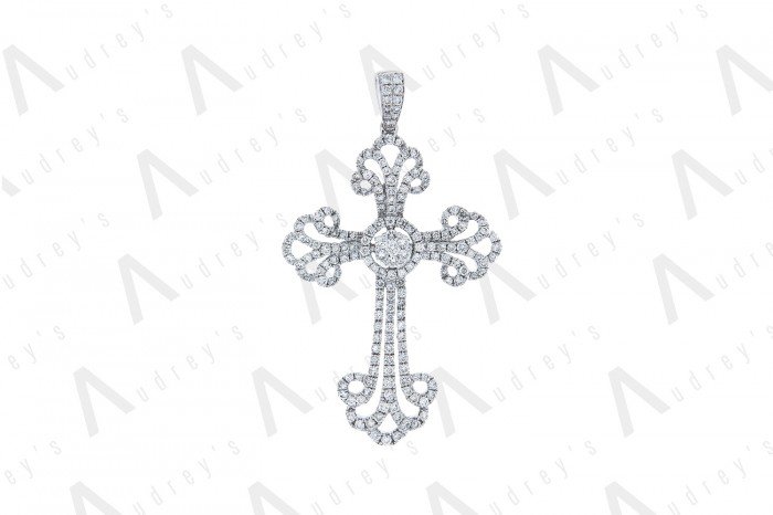 18 KARAT DIAMOND PENDANT